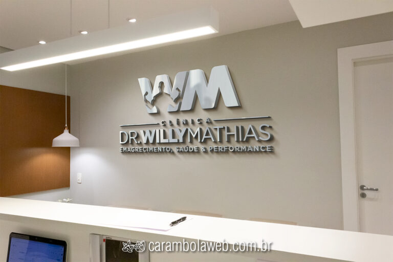 Clínica Willy Mathias Layout Comunicação Visual